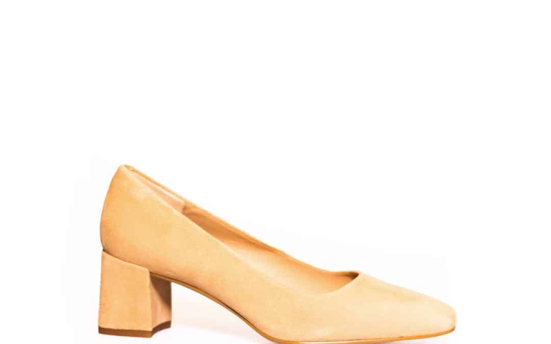 Unisa – Lesat – Beige  suede pump