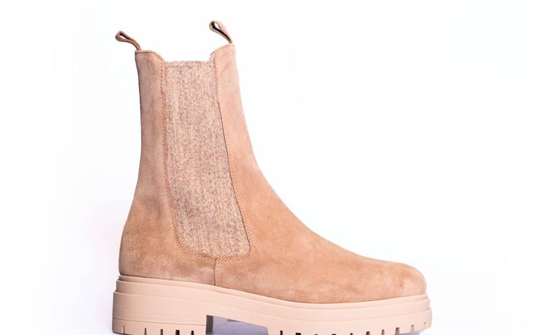 Gianluca Pisati – Fresia Camel suede Chelsea boot