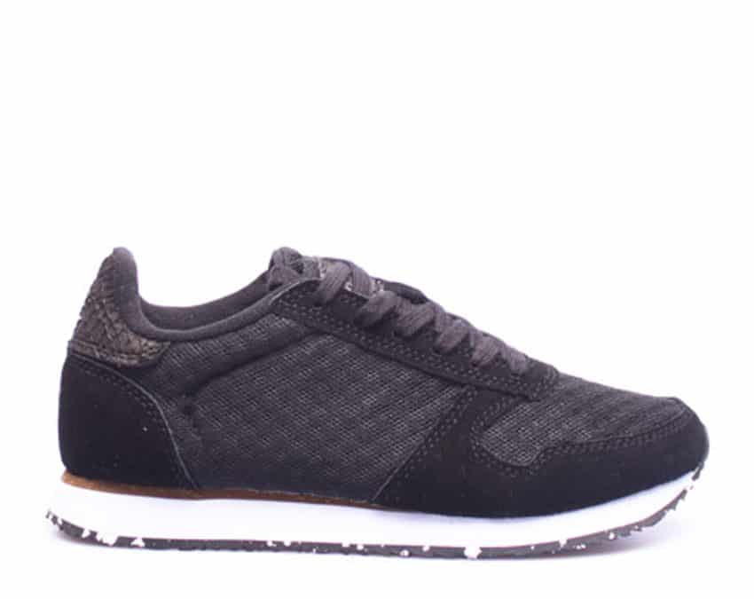 Woden – Ydun suede mesh zwart