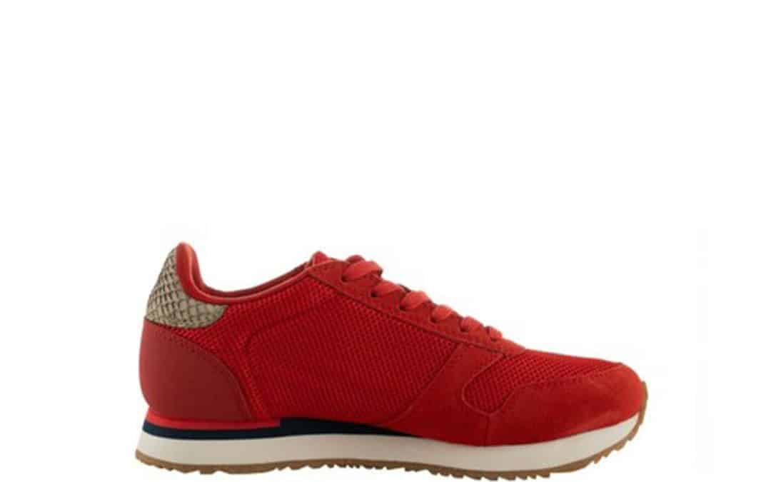 Woden – Ydun  icon Rood suede – textiel sneaker