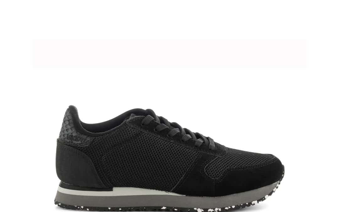 Woden – Ydun Icon Zwart  Suede Textiel Sneaker