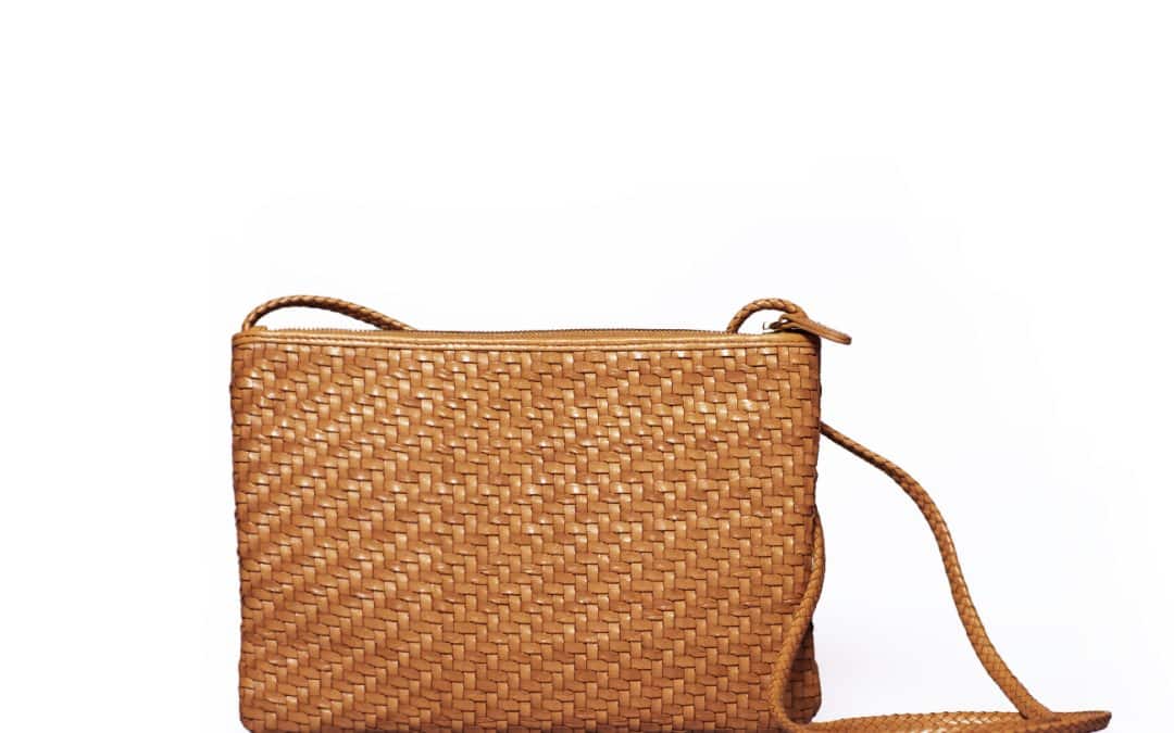 Allan K – Nathalie Cognac gevlochten tas