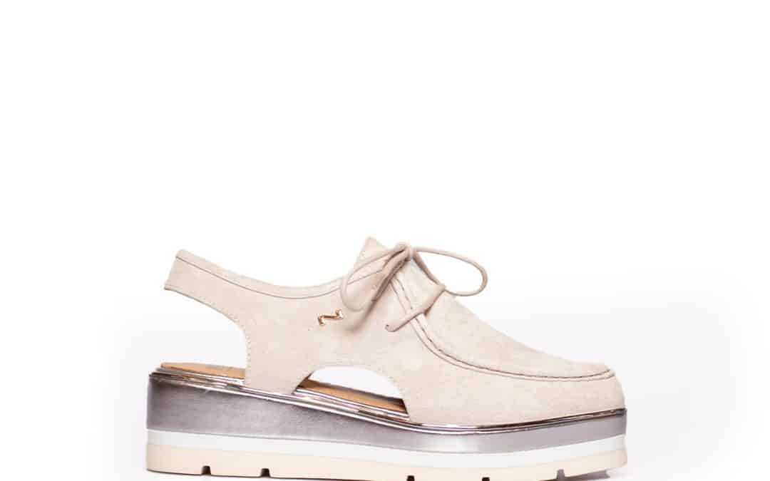 Nathan Baume – 231 – N22 – 03 – Beige suede veterschoen