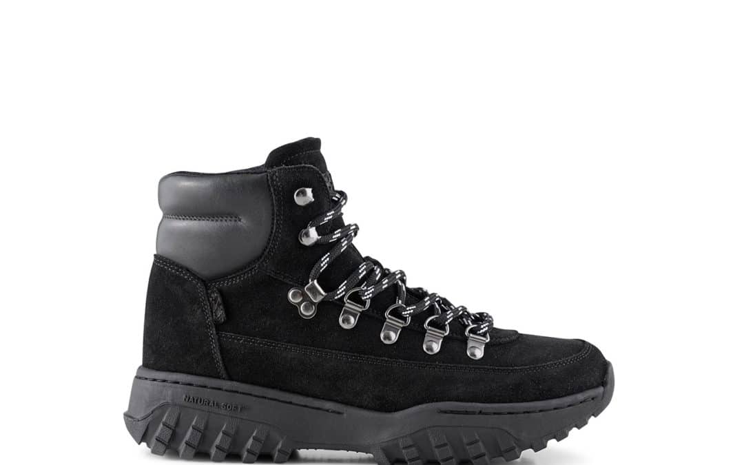 Woden – Iris Track S Zwart suède veterboot