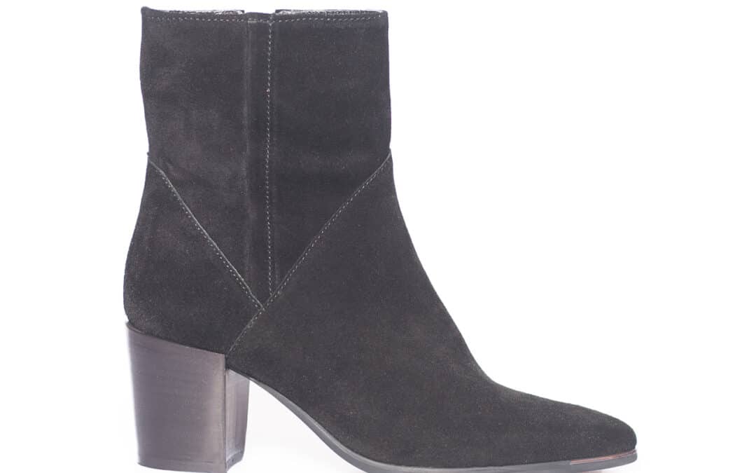 Maja – AR71 Zwart suede enkellaars